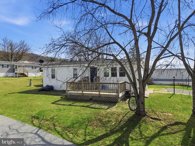 96 WALMAR MNR, Dillsburg, PA 17019