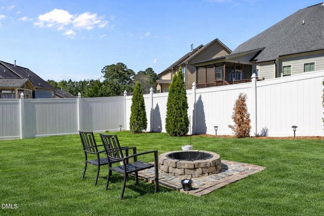 1004 Manderleigh Drive, Knightdale, NC 27545