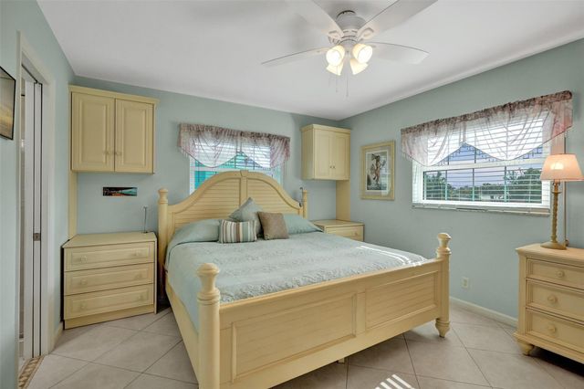 935 SE 9th Avenue 16, Pompano Beach, FL 33060