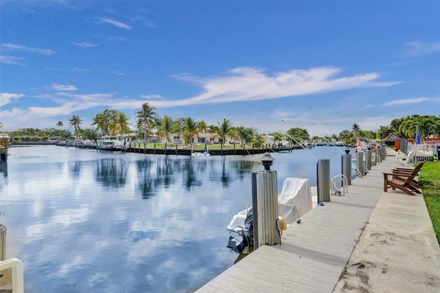 935 SE 9th Avenue 16, Pompano Beach, FL 33060