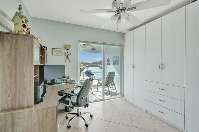 935 SE 9th Avenue 16, Pompano Beach, FL 33060