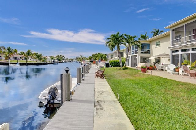 935 SE 9th Avenue 16, Pompano Beach, FL 33060