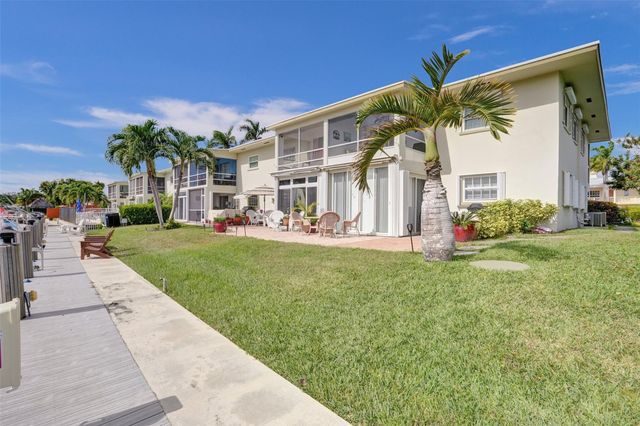 935 SE 9th Avenue 16, Pompano Beach, FL 33060