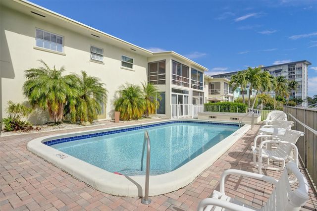 935 SE 9th Avenue 16, Pompano Beach, FL 33060