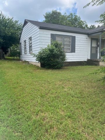 2602 Falls Drive, Dallas, TX 75211