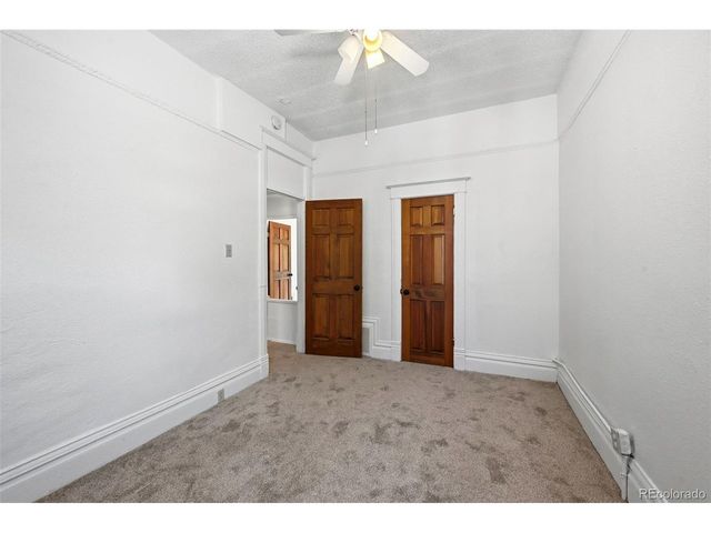 3037 N Gilpin St, Denver, CO 80205