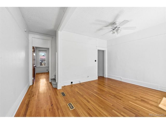 3037 N Gilpin St, Denver, CO 80205