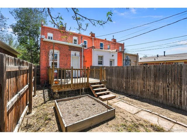 3037 N Gilpin St, Denver, CO 80205