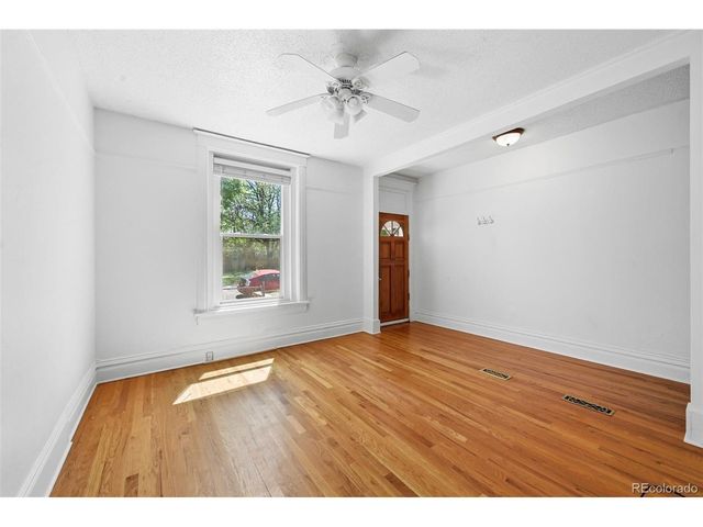 3037 N Gilpin St, Denver, CO 80205