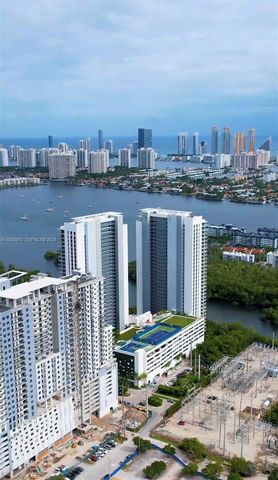 16385 Biscayne Blvd 3018-3017, North Miami Beach, FL 33160