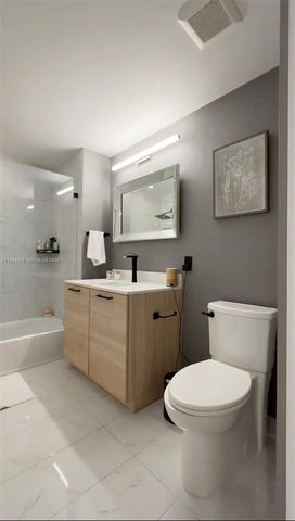 16385 Biscayne Blvd 3018-3017, North Miami Beach, FL 33160