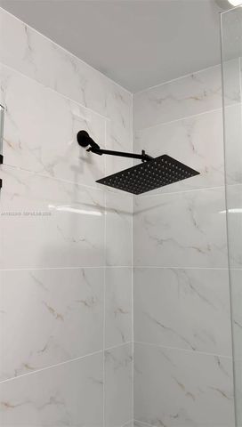 16385 Biscayne Blvd 3018-3017, North Miami Beach, FL 33160