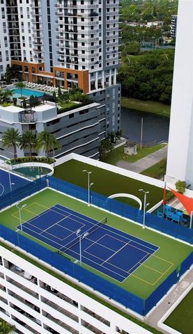 16385 Biscayne Blvd 3018-3017, North Miami Beach, FL 33160