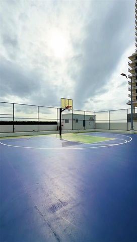 16385 Biscayne Blvd 3018-3017, North Miami Beach, FL 33160