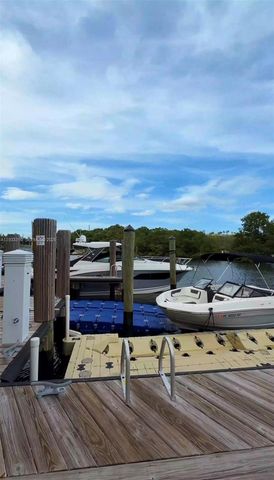 16385 Biscayne Blvd 3018-3017, North Miami Beach, FL 33160