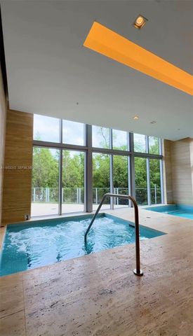 16385 Biscayne Blvd 3018-3017, North Miami Beach, FL 33160