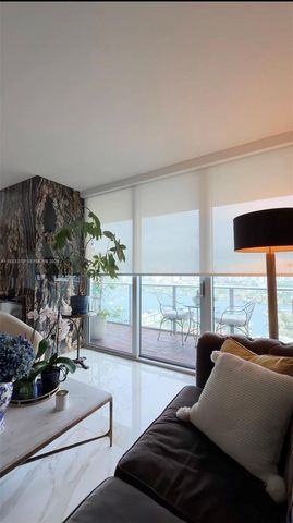 16385 Biscayne Blvd 3018-3017, North Miami Beach, FL 33160