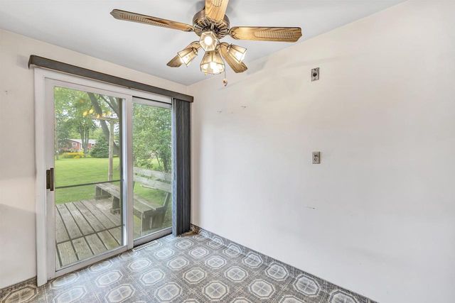 3235 N MORRISON STREET, Appleton, WI 54911