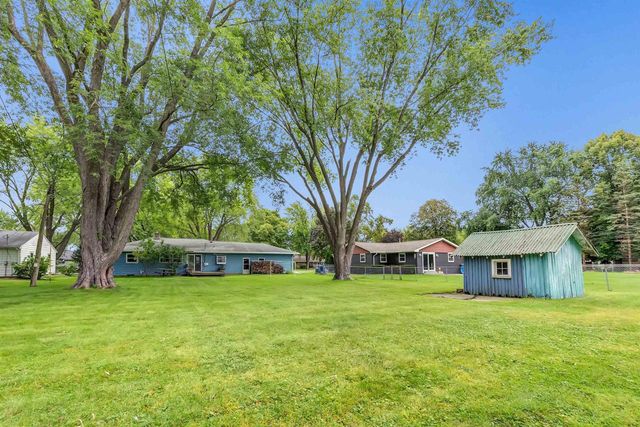 3235 N MORRISON STREET, Appleton, WI 54911