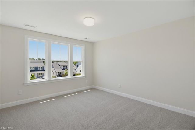 1641 Cross Village Avenue, Kernersville, NC 27284