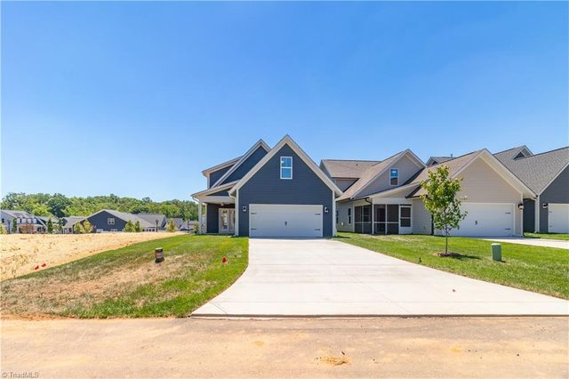 1641 Cross Village Avenue, Kernersville, NC 27284