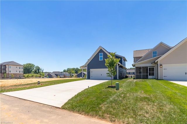 1641 Cross Village Avenue, Kernersville, NC 27284