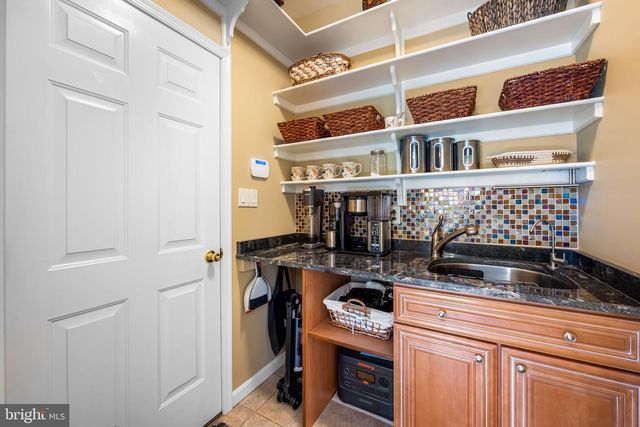 6815 CHERRY TREE CT, New Market, MD 21774