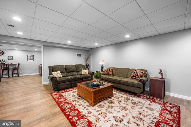 6815 CHERRY TREE CT, New Market, MD 21774