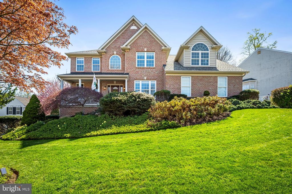 Image 2 of property listing at 6815 CHERRY TREE CT, New Market, MD 21774