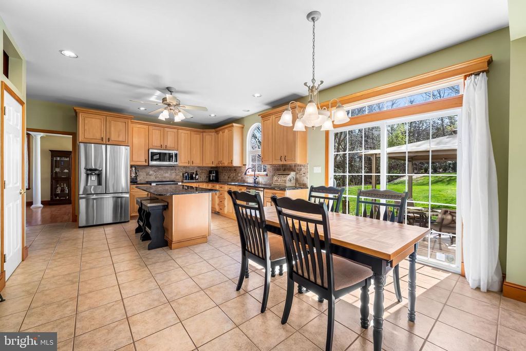Image 20 of property listing at 6815 CHERRY TREE CT, New Market, MD 21774