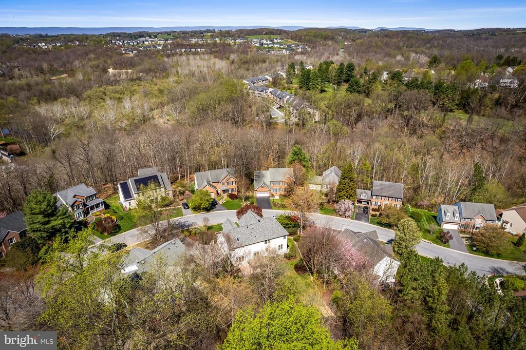 Image 79 of property listing at 6815 CHERRY TREE CT, New Market, MD 21774