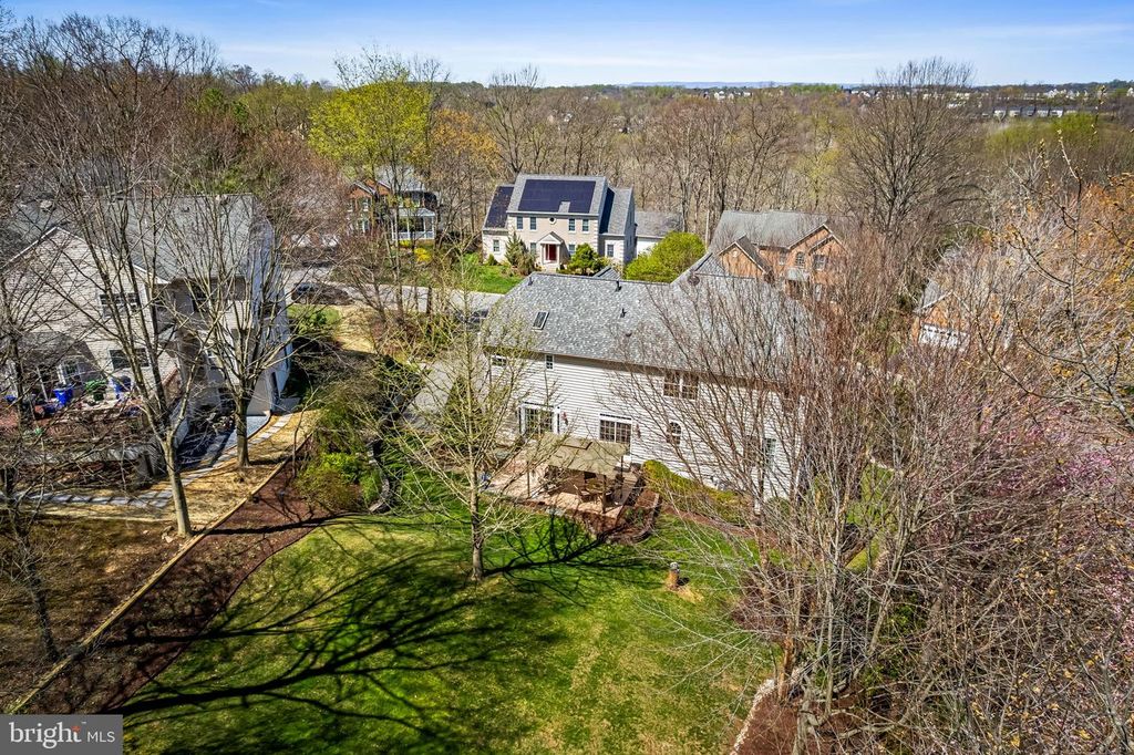 Image 80 of property listing at 6815 CHERRY TREE CT, New Market, MD 21774