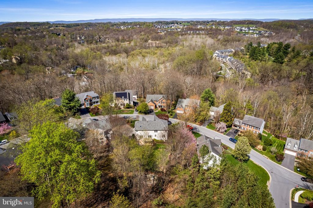 Image 81 of property listing at 6815 CHERRY TREE CT, New Market, MD 21774