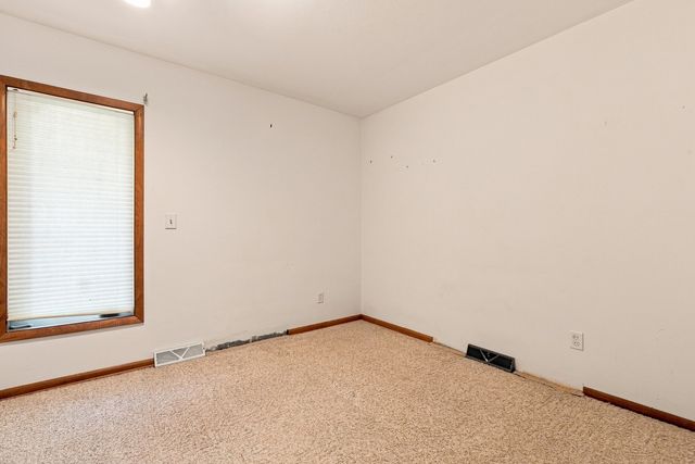1831 45th Street, Moline, IL 61265