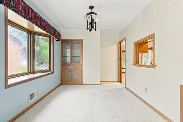 1831 45th Street, Moline, IL 61265