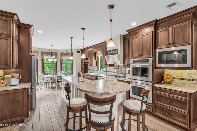 26 Carrington Court, Old Bridge, NJ 08857