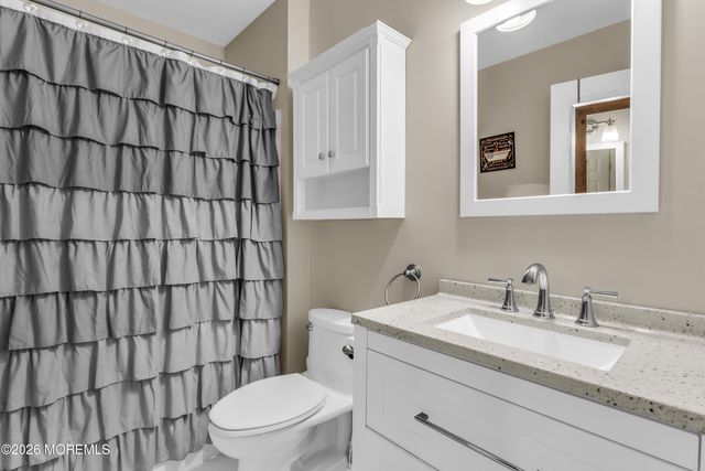 26 Carrington Court, Old Bridge, NJ 08857