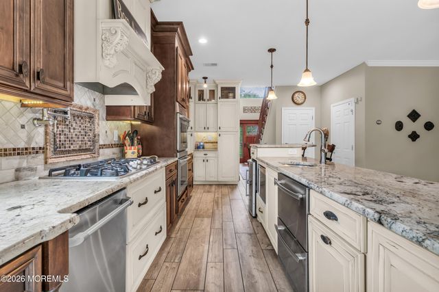 26 Carrington Court, Old Bridge, NJ 08857