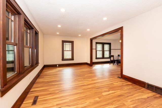 4543 Oliver Avenue N, Minneapolis, MN 55412
