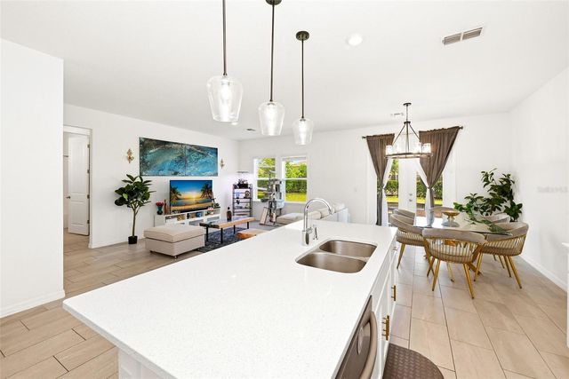 2162 DERWENT DRIVE, Davenport, FL 33896