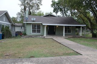 1215 W Sears Street, Denison, TX 75020