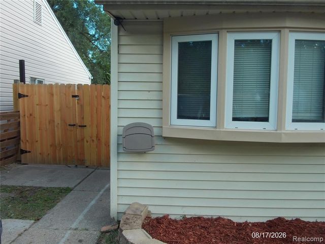 26445 Colgate Street, Inkster, MI 48141