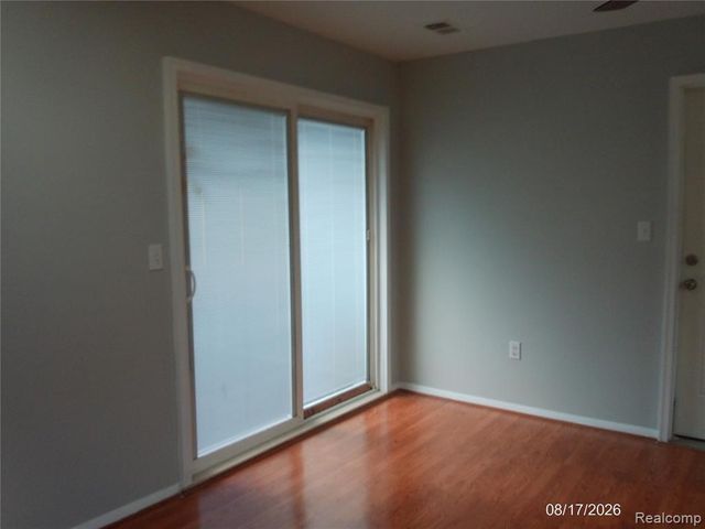 26445 Colgate Street, Inkster, MI 48141