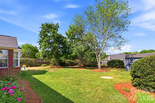 3371 Muddy Creek Road, Midland, NC 28107