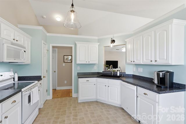 3371 Muddy Creek Road, Midland, NC 28107