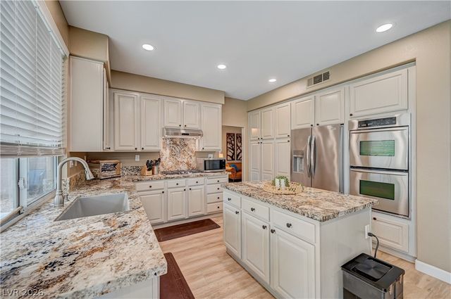 4702 Grand Ridge Court, Las Vegas, NV 89147