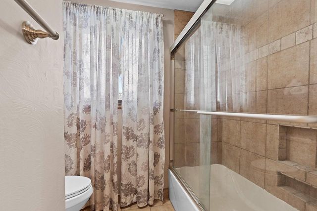 2578 VICKI LANE, Green Bay, WI 54311