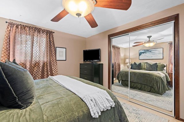 2578 VICKI LANE, Green Bay, WI 54311