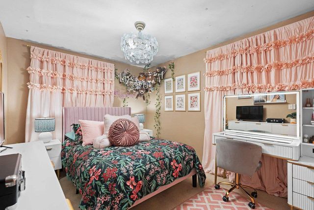 2578 VICKI LANE, Green Bay, WI 54311