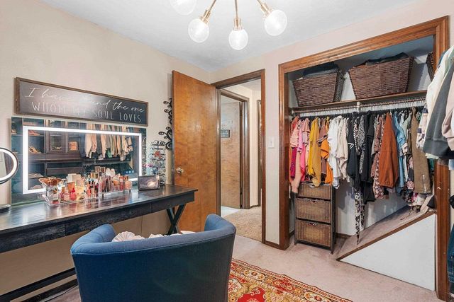 2578 VICKI LANE, Green Bay, WI 54311